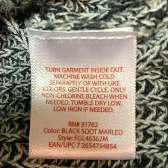 Faded Glory Medium V-Neck Sweater Black & White - Picture 6 of 7